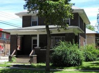 206 S 4th St, Champaign, IL 61820