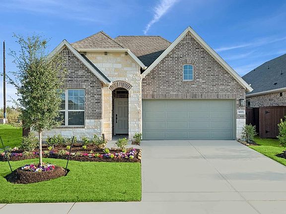 The Cloverstone - G Exterior
