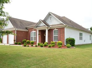 3611 Preserve Wood Ln, Loganville, GA 30052