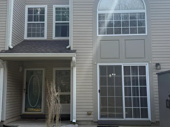 45 Dover Court, Tinton Falls, NJ 07712