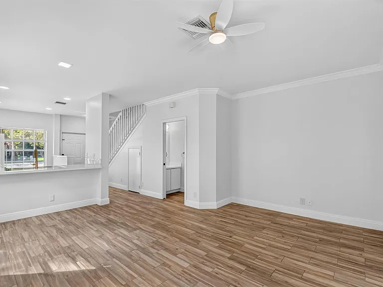 6917 Crooked Fence Dr — Photo 26