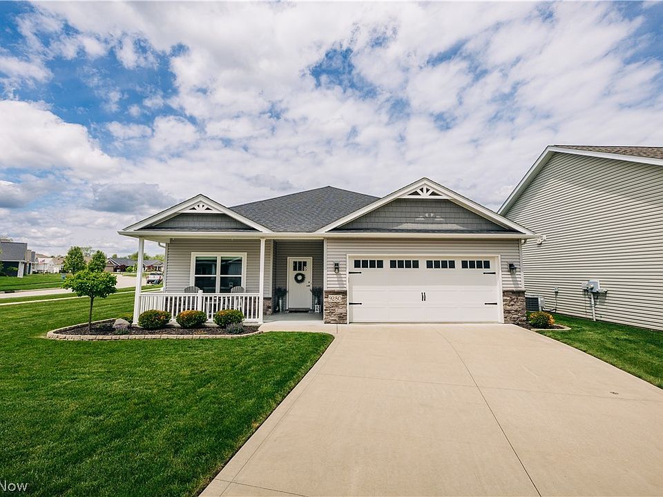 1st image of 9280 Woodland Blue Dr