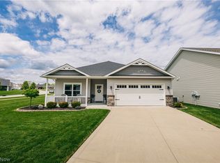 9280 Woodland Blue Dr, Seville, OH 44273