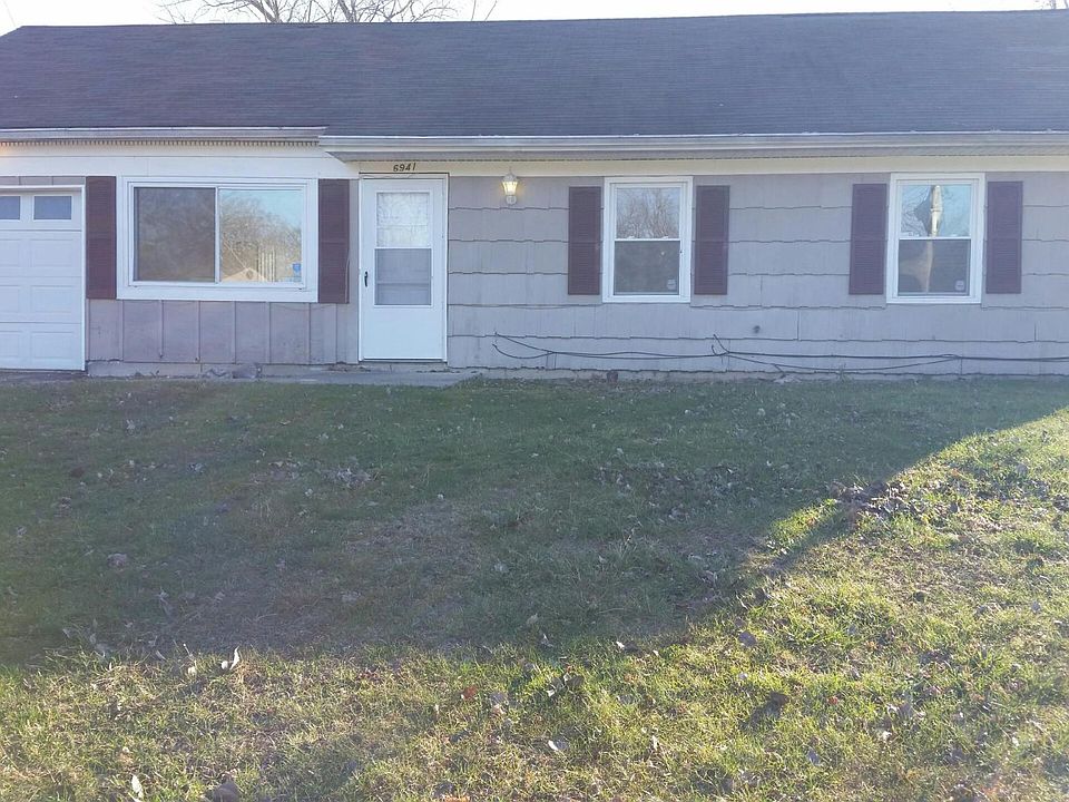 1st image of 6941 Shadowbrook Dr