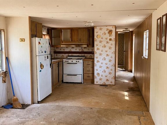 5th image of 11281 NE 64th Pl