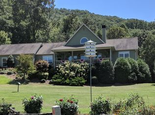 33 Brookstone Forest Way, Franklin, NC 28734