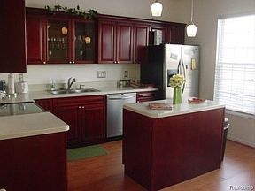 5th image of 25441 Saint James #1