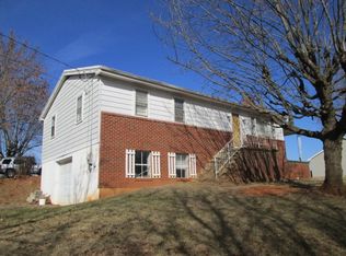 1474 Farmview Rd, Luray, VA 22835
