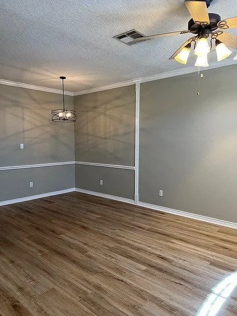 3 bed, 2.5 bath, 1278 sqft, $1,550 — Photo 3
