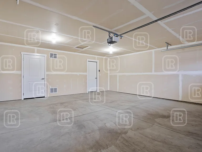 17020 E Knox Ln #1 — Photo 17