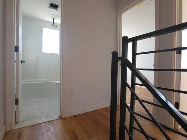 5502 Avenue L image 11 of 20