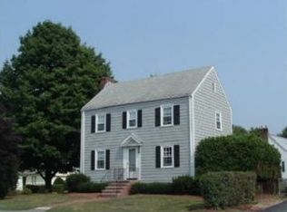 97 Pleasant St, Milton, MA 02186