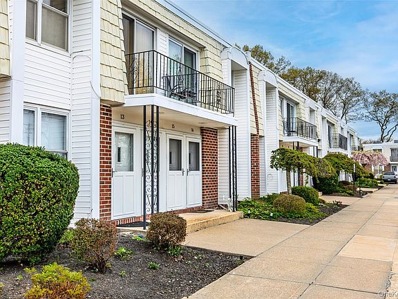 2nd image of 53 Rocky Point Yaphank Road #13