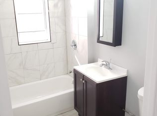 100 W 33rd St #14, Bayonne, NJ 07002