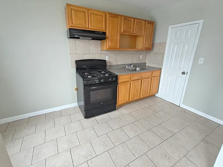 76 N 9th St #141 — Photo 5