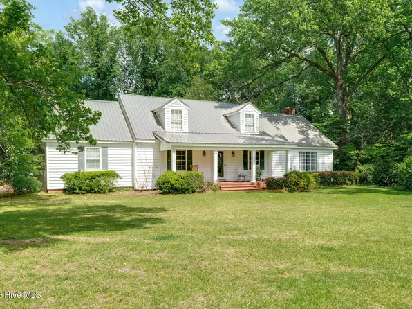 218 N Duplin Street, Wallace, NC 28466