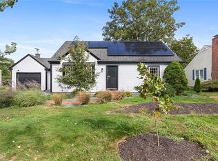 26 Canario Dr, Warren, RI 02885