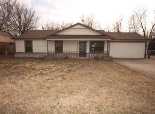 1879 E Stearns St, Fayetteville, AR 72703