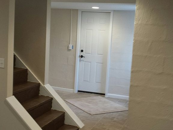 5th image of 1629 Pembroke Dr