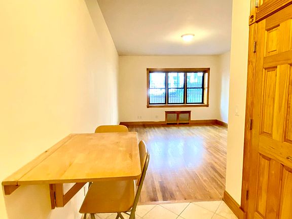 4th image of 20 W 87th St APT 1A