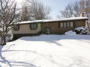 2210 Innsbruck Pkwy NE, Columbia Heights, MN 55421