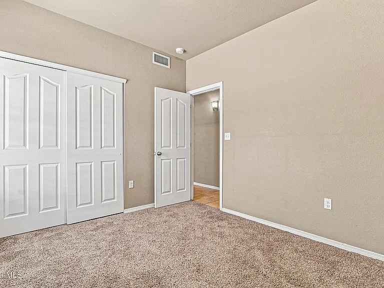 7008 Faxon Dr — Photo 27