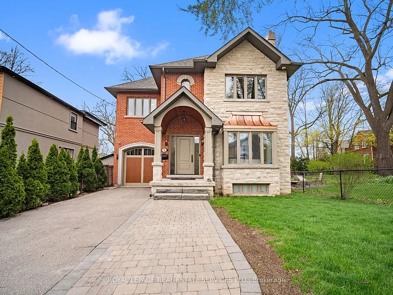 3 Donnybrook Ln — Photo 1