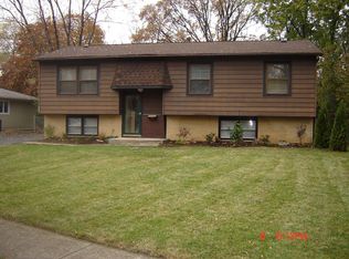 7208 Sprucewood Ave, Woodridge, IL