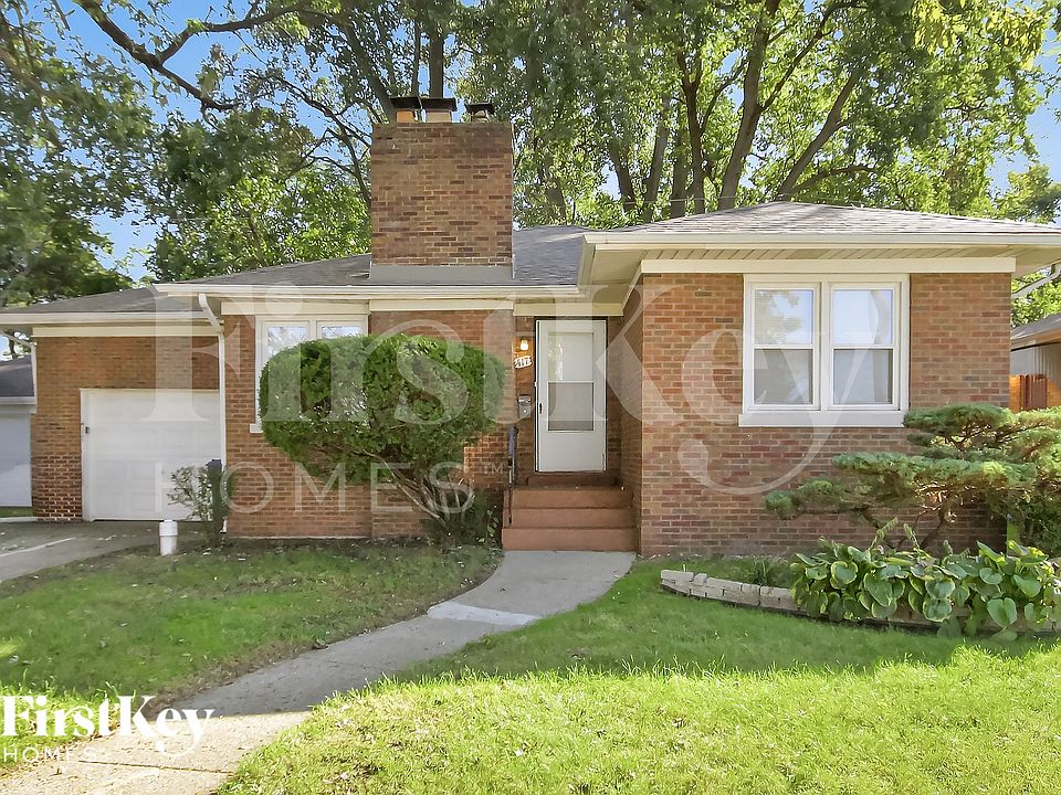 1st image of 417 Warren St