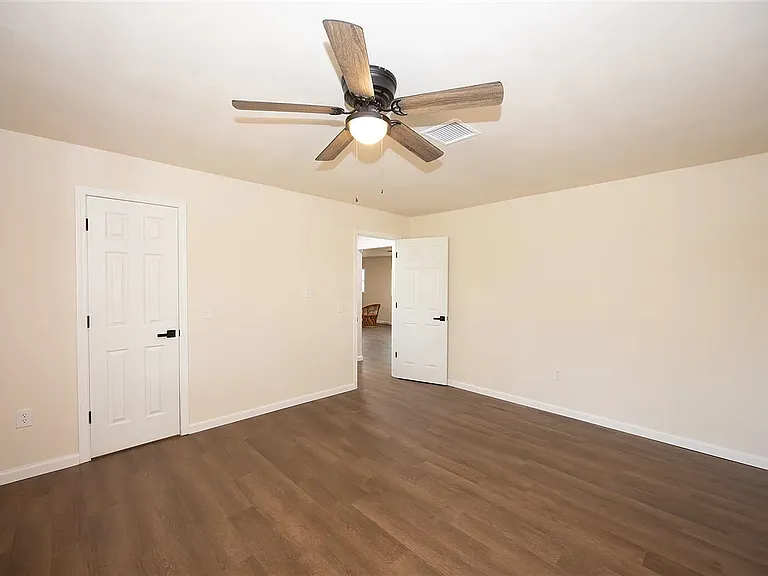 7359 E Lake Rd — Photo 28