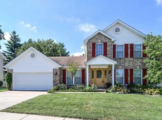 612 Windsor Hill Dr, Saint Louis, MO