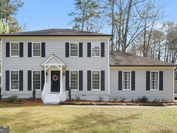 777 Saybrook Cir, Lilburn, GA 30047