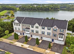 105 Fritillary Ct, Lake Frederick, VA 22630