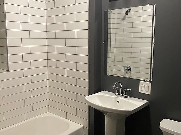 4th image of 8210 S Langley Ave #3