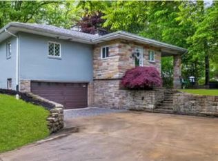 109 Oak Ridge Dr, Butler, PA 16002