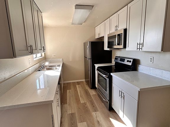 3rd image of 4609 4th St APT 7