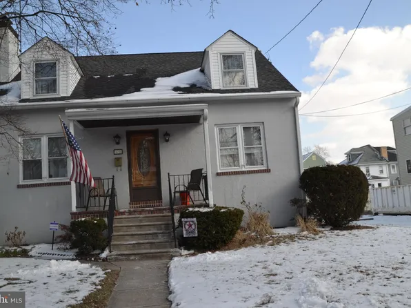 31 Hirst Ave, East Lansdowne, PA 19050