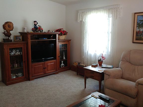 3rd image of 2210 Sea Island Cir N