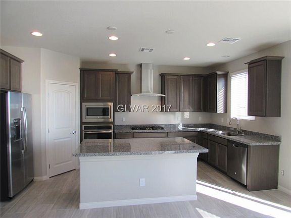 3rd image of 6198 Stetson Cove Ct