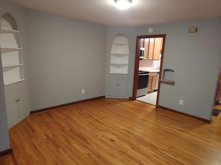 1502 W 6th Ave #A — Photo 3