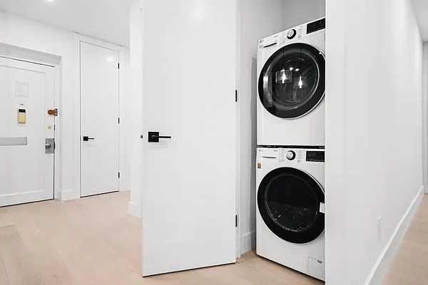 Rented by REAL New York | media 17