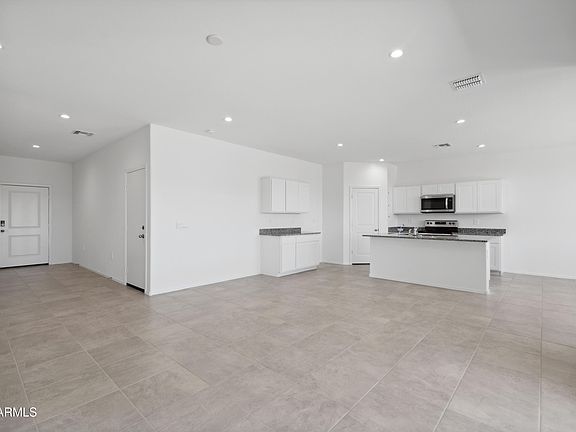 5th image of 1565 E CURRIER Drive E