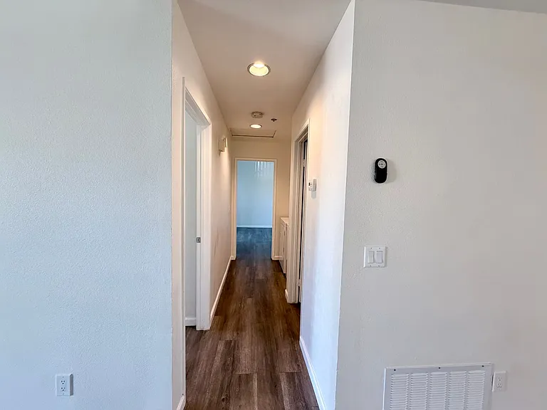 Oakdale Apartments (Village Palm Apartments) — Photo 5
