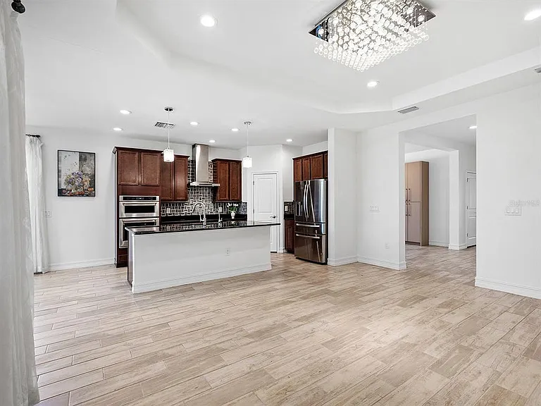 4401 Conchfish Ln — Photo 13