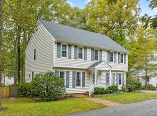 520 Glenmeadow Ter, Midlothian, VA 23114