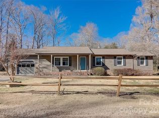 1214 E Bane St, Hendersonville, NC 28792