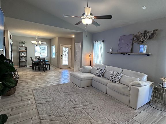5th image of 2060 Blue Valley Ave