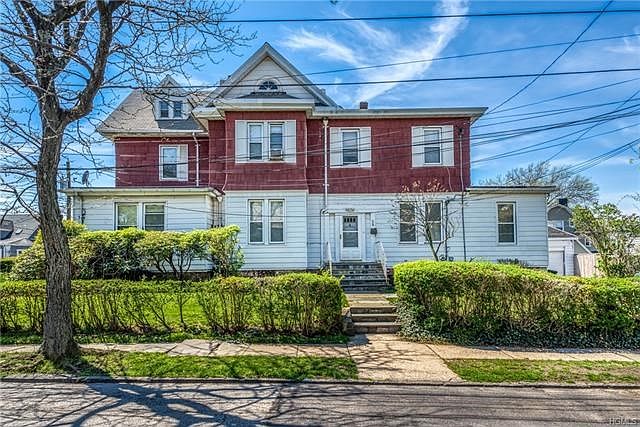 Welcome to 215 East Sidney Avenue