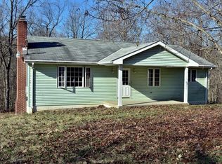 163 Oak Spring Rd, Marianna, PA 15345