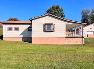 509 W Wilford St, Grafton, WV 26354